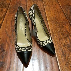 Kenneth Cole New York Leopard Print Pumps